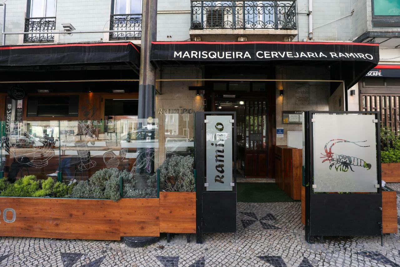 4 Bedroom Apartment On The City Center Lisbon Exterior photo