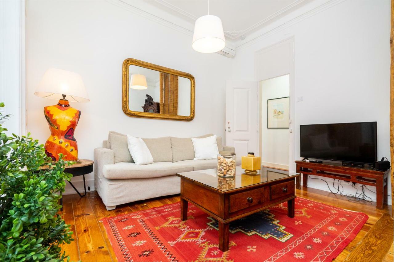4 Bedroom Apartment On The City Center Lisbon Exterior photo